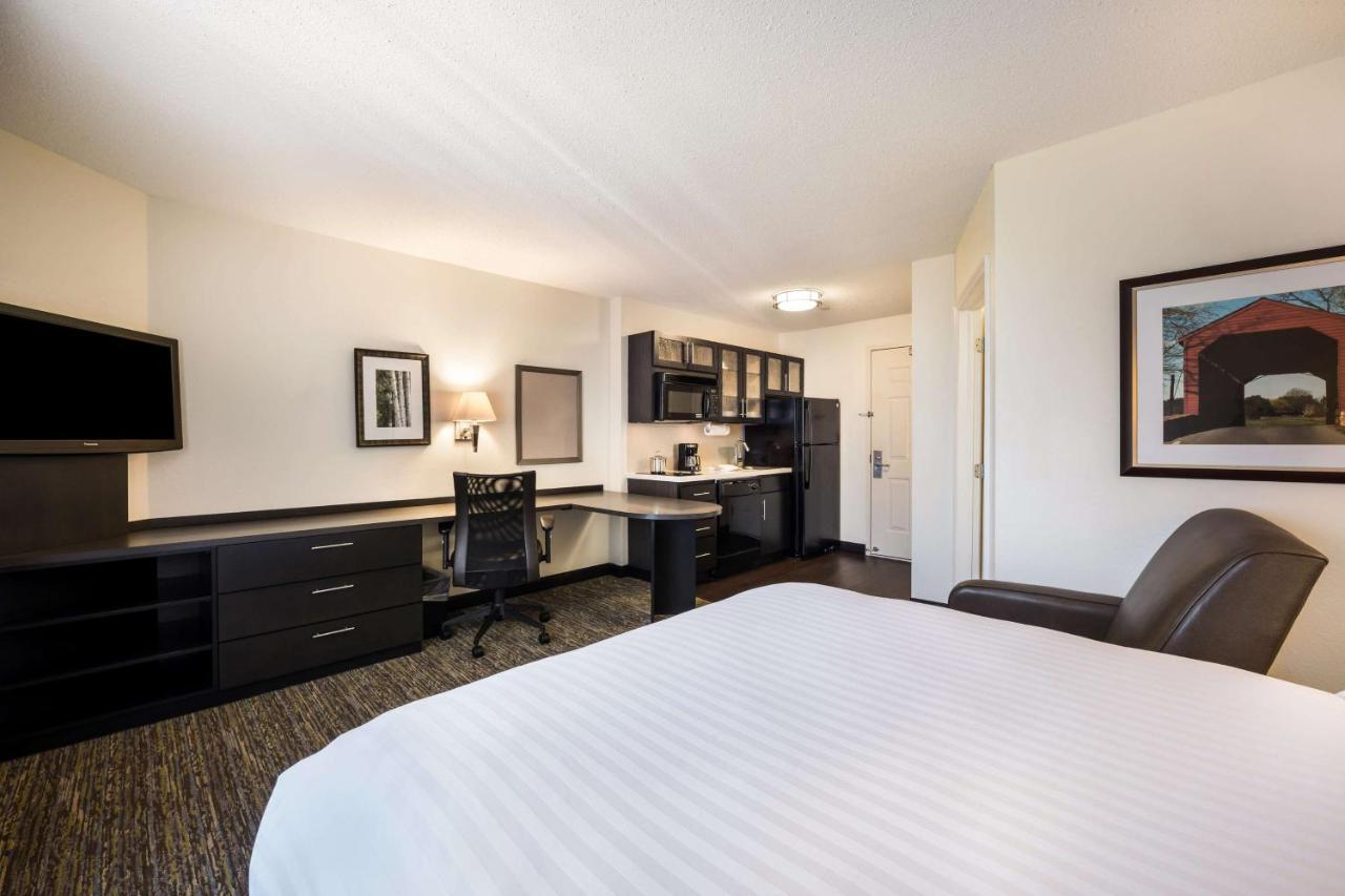 Sonesta Simply Suites St Louis Earth City מראה חיצוני תמונה