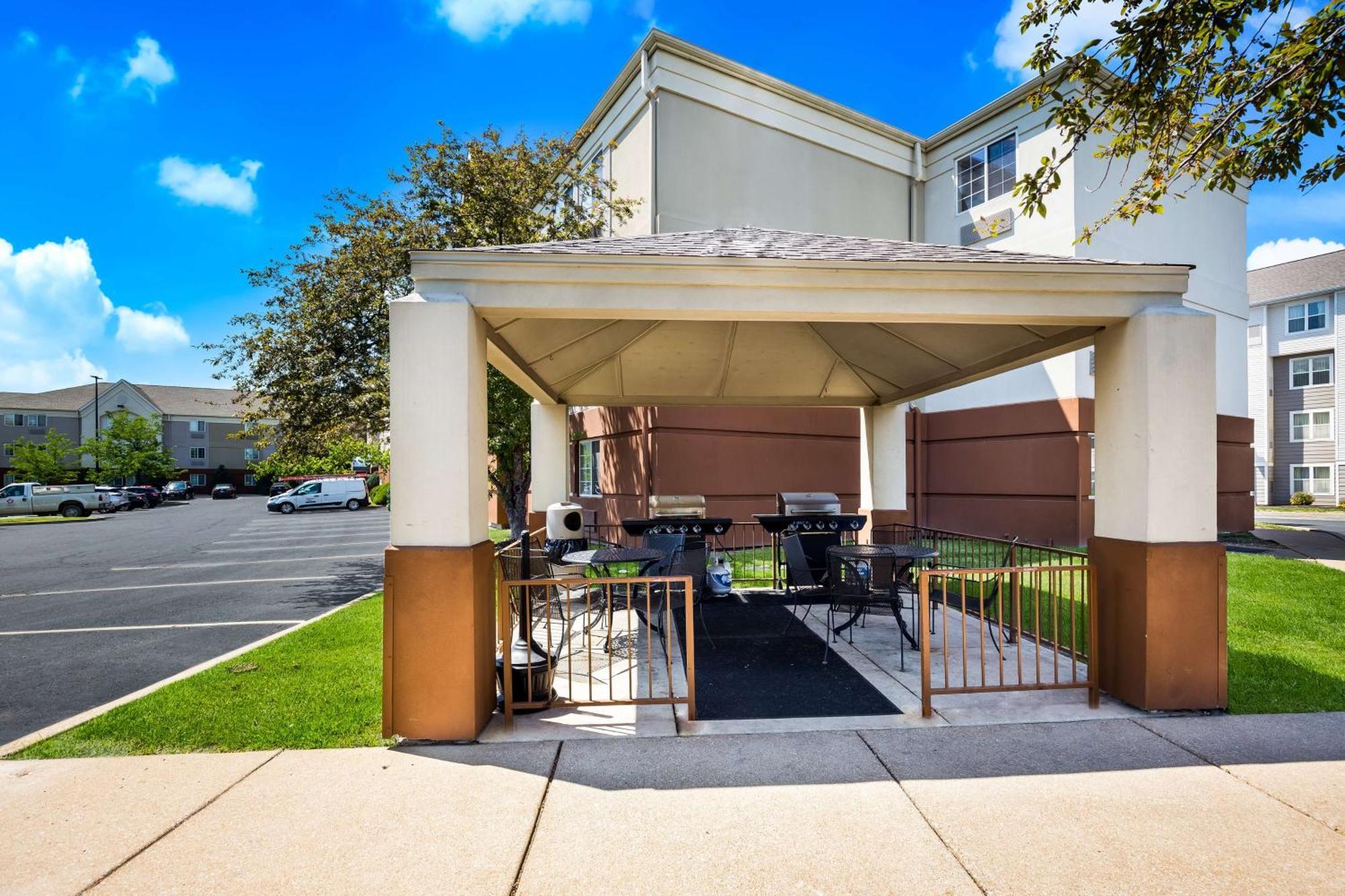 Sonesta Simply Suites St Louis Earth City מראה חיצוני תמונה