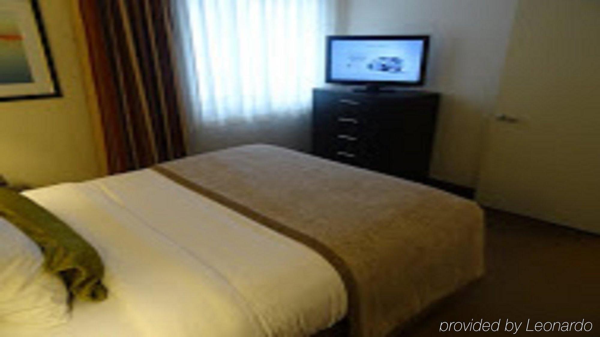 Sonesta Simply Suites St Louis Earth City מראה חיצוני תמונה
