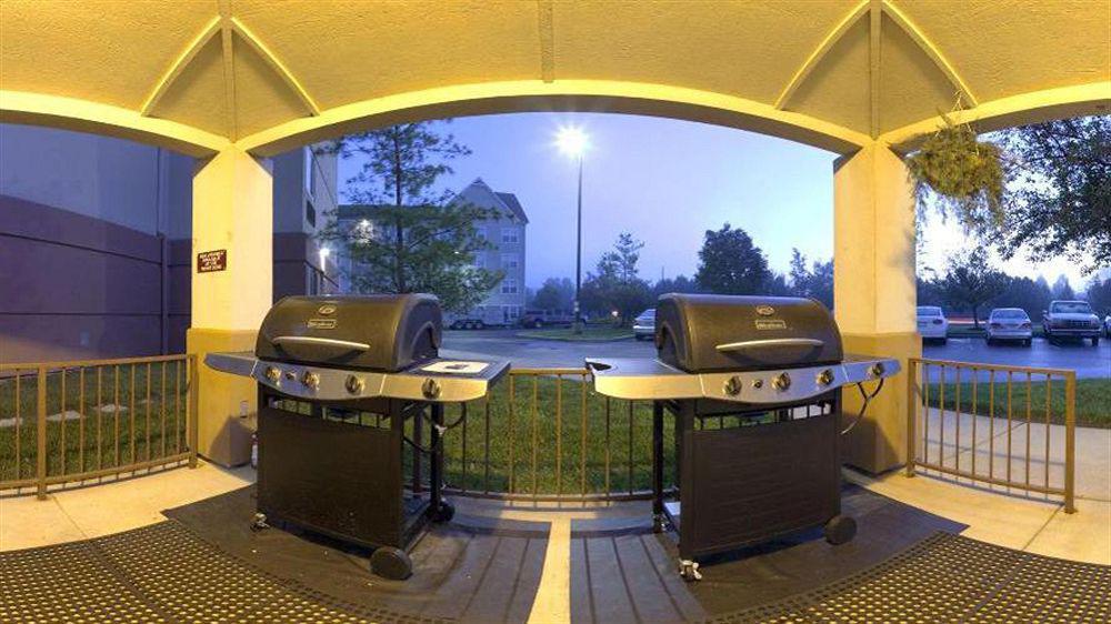 Sonesta Simply Suites St Louis Earth City מראה חיצוני תמונה